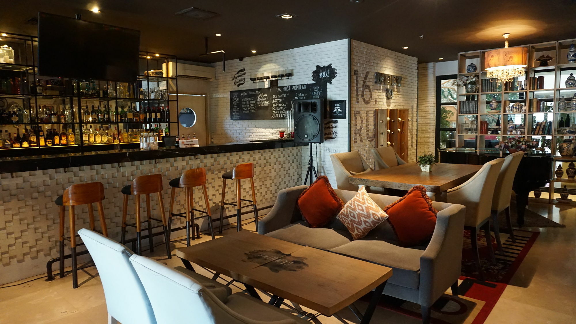 Roosseno Plaza Serviced Apartment Джакарта Экстерьер фото